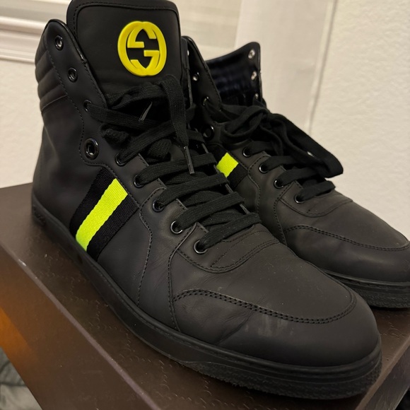 Men’s Gucci sneaker authentic size 12 - Picture 3 of 8